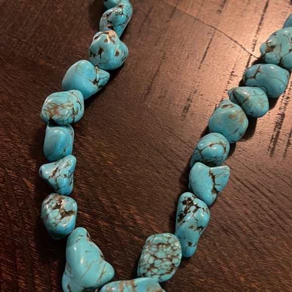 🍀 5/$25🍀 Gorgeous turquoise color necklace western - Picture 7 of 13